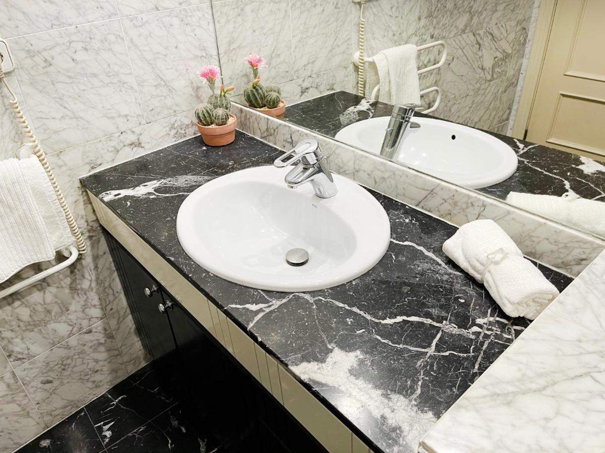 Encantador Apartamento De 125 M2 En Pleno Centro -Prime Video Saragoça Exterior foto